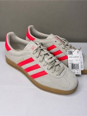 adidas Gazelle Indoor Men’s Sneakers - Light Gray with Neon Pink Stripes